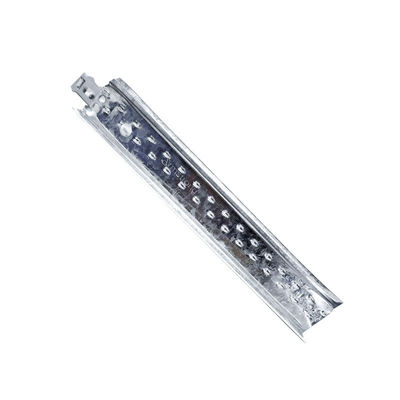 Materiale in acciaio a forma di T Vernice da forno Quilla soffitto sospeso in stile di design tradizionale