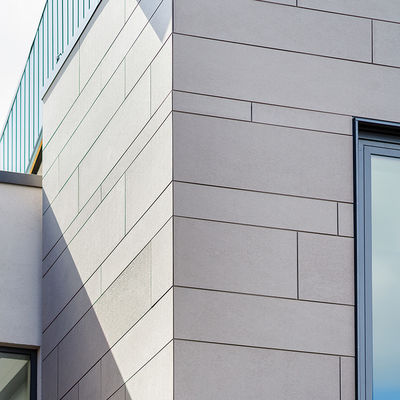 Piastrelle di soffitto in fibra minerale di stella ottica in legno 60x60 con stile di design contemporaneo