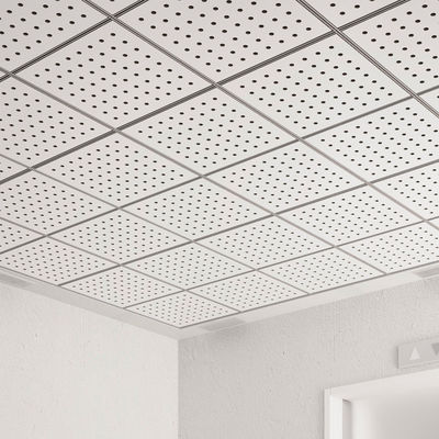 600x600 mm Piastrelle di soffitto in fibra minerale acustica con superficie forata